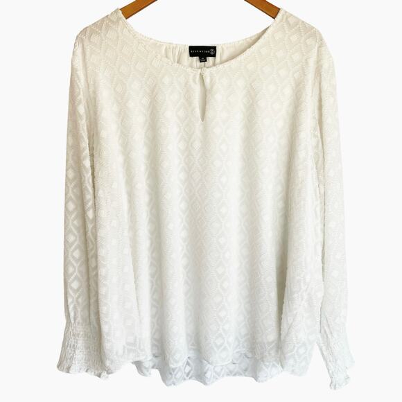Ryan Wythe White Flowy Top Diamond Texture Smocked Sleeves Sz 3X Boho Cottage - Picture 1 of 7